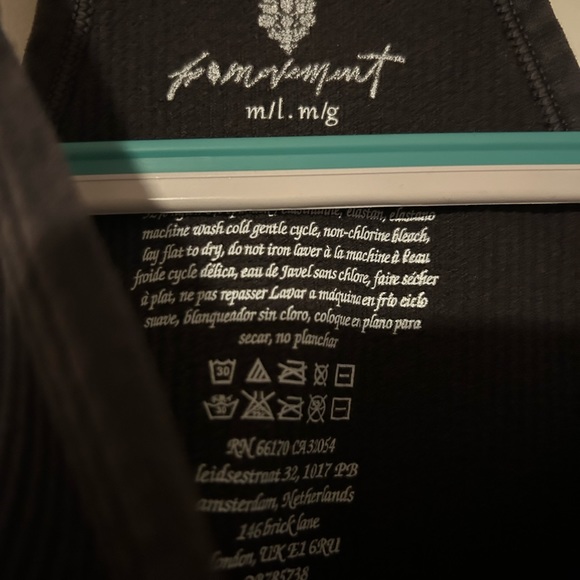 Free people happiness runs tank - Picture 4 of 5